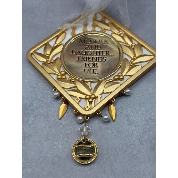 Hallmark Keepsake 2004 Mother & Daughter Photo Holder Ornament Metal - Picture 4 of 6